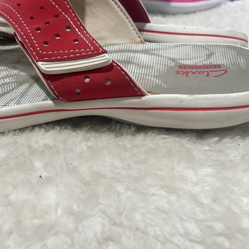 Clarks sandals - Picture 2 of 5
